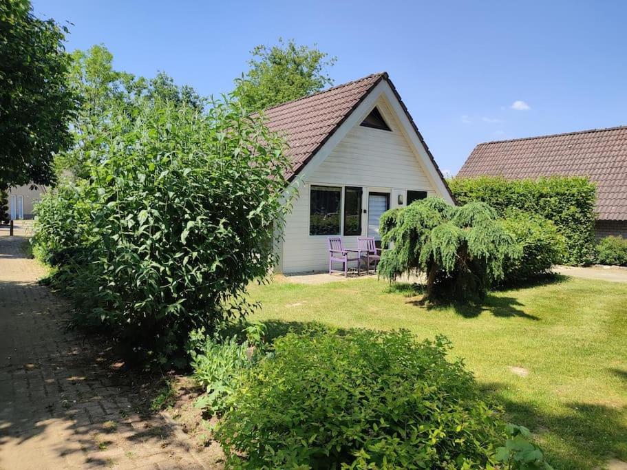 Vrijstaande Recreatiebungalow Met Slaapvide Posterholt Dış mekan fotoğraf